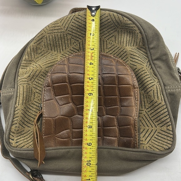 Bhrayna Bags Croc Canvas Backpack BRN2487C main image 9